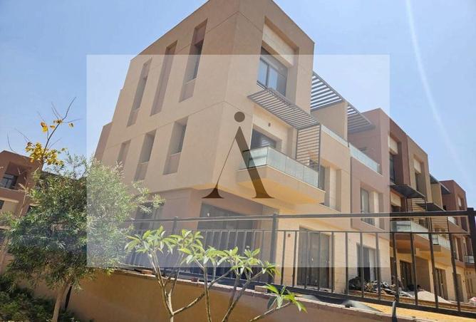 8081077 - Property Image 2