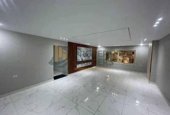 8082513 - Property Image 3