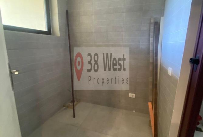 8083054 - Property Image 3