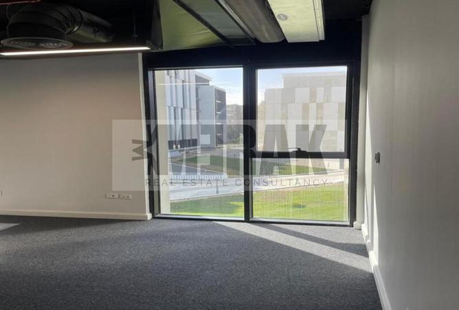 8083802 - الصورة الرئيسية للعقار