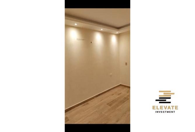 8381523 - Property Image 3