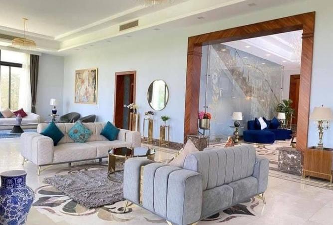 8086380 - Property Image 2