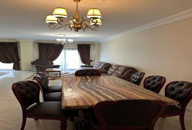 8087707 - Property Image 2