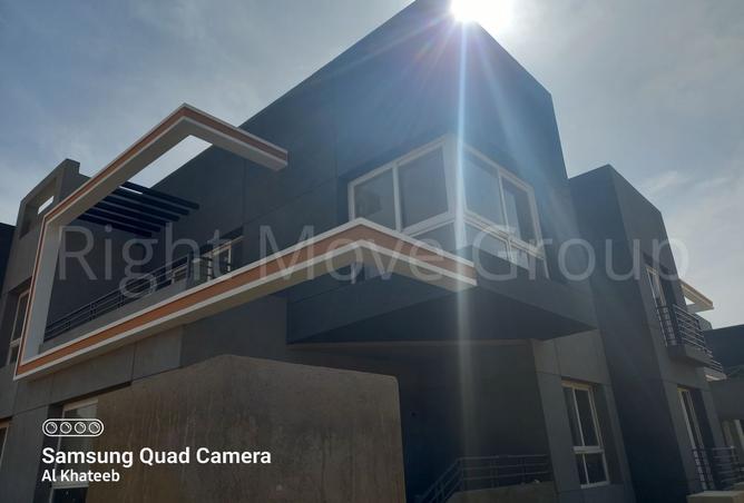 8088914 - Property Image 2