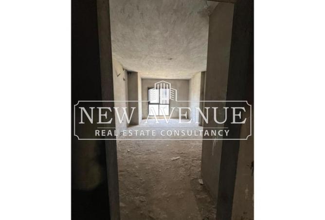 8270310 - Property Image 3