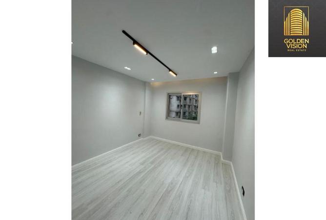 8370113 - Property Image 3