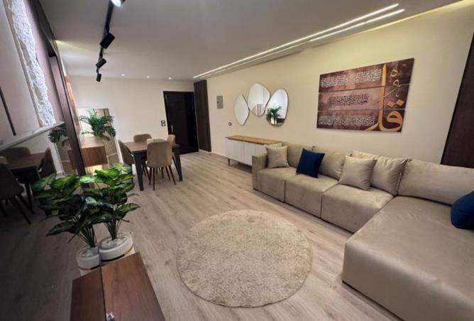 8091133 - Property Image 2