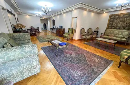 Apartment - 5 Bedrooms - 3 Bathrooms for sale in Zezenia - Hay Sharq - Alexandria