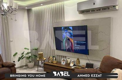 Apartment - 3 Bedrooms - 1 Bathroom for sale in Kafr Abdo - Roushdy - Hay Sharq - Alexandria