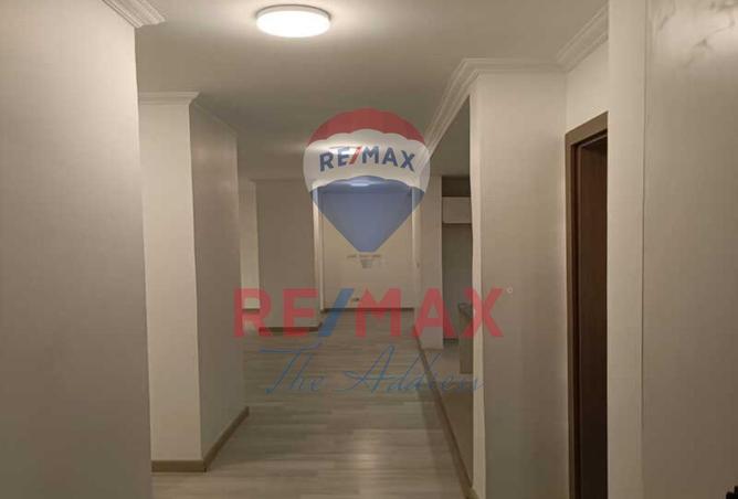 8098055 - Property Image 3