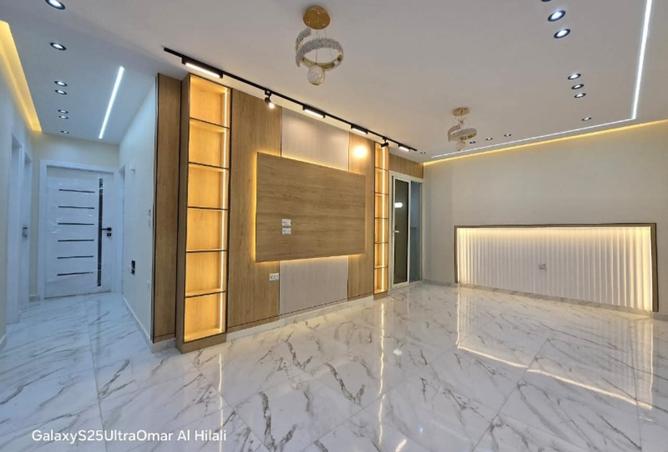 8100596 - Property Main Image