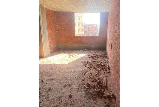 8102076 - Property Image 2