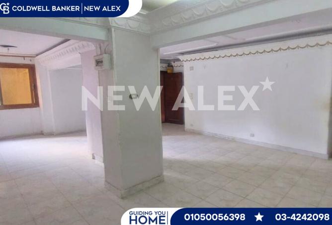 8102775 - Property Image 3