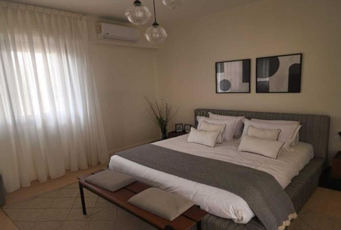 8301904 - Property Image 3