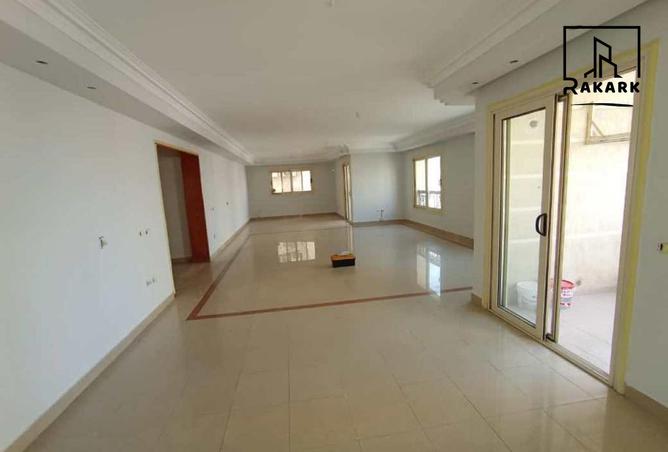 8112596 - الصورة الرئيسية للعقار