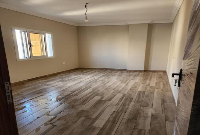 8113390 - Property Main Image