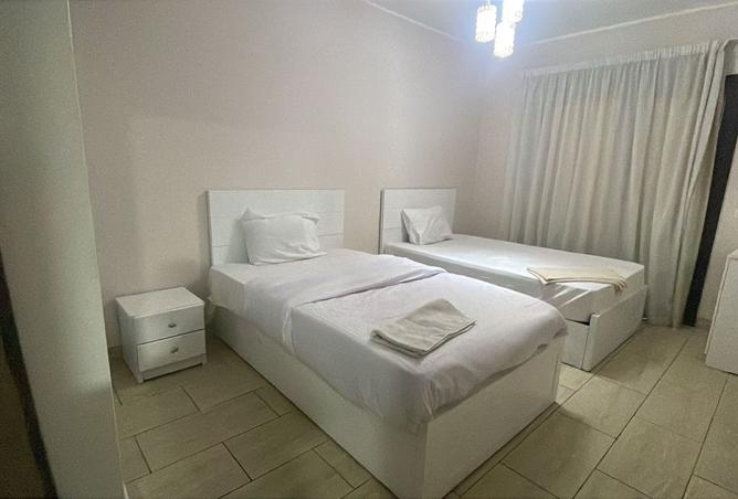 8113595 - Property Image 2