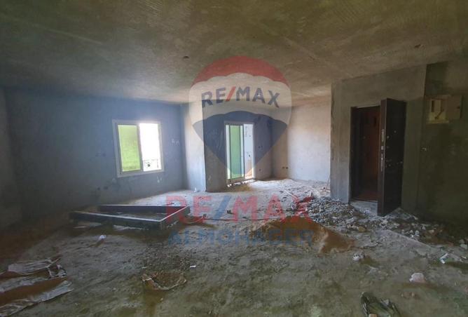 8113991 - Property Image 2