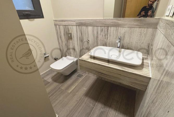 8121090 - Property Image 2