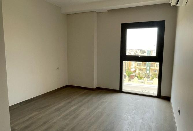 8119615 - صورة العقار 2