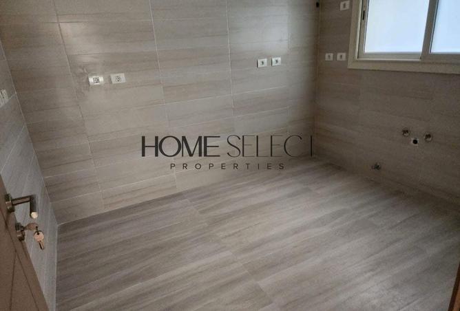 8129926 - Property Image 3