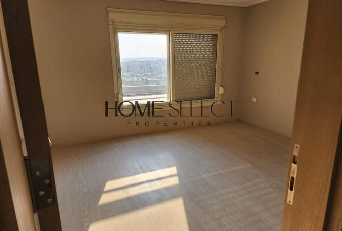 8129926 - Property Image 2