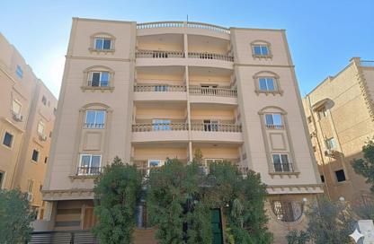 Apartment - 3 Bedrooms - 1 Bathroom for sale in 2nd Neighborhood - 5th Area - Shorouk City - Cairo