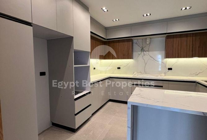 8128112 - Property Image 3