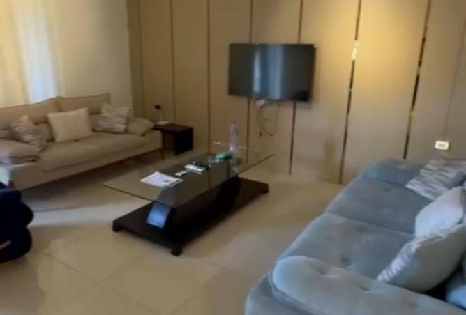 8120428 - Property Image 3