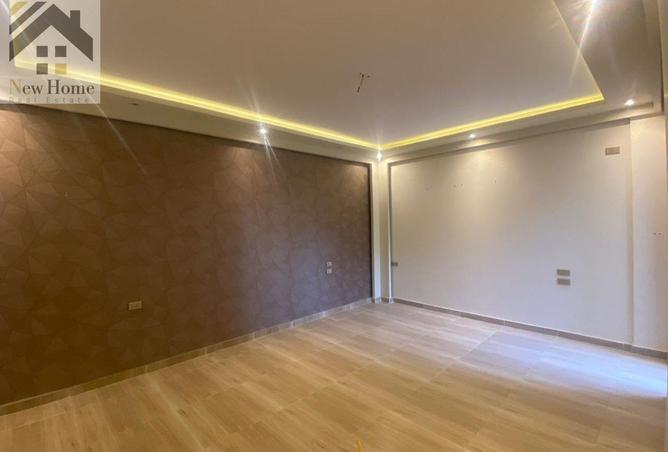 8120535 - Property Image 2