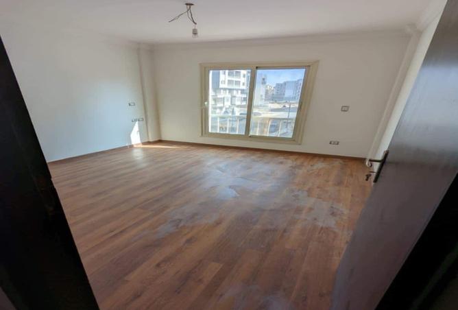 8120563 - الصورة الرئيسية للعقار