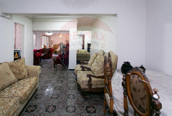 8121261 - Property Image 3