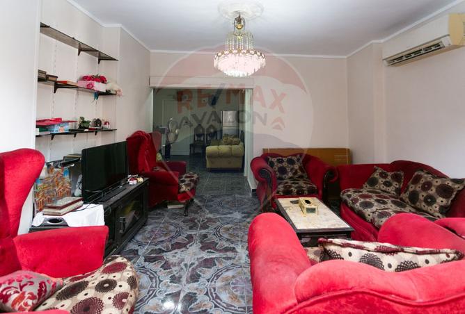 8121261 - Property Image 2