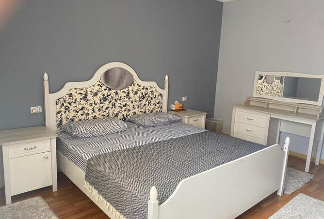 8166781 - Property Image 2