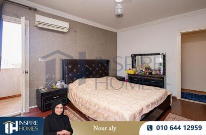 شقة - 3 غرف نوم - 3 حمامات للبيع في شارع السيدة سكينة إبنت الحسين - كفر عبده - رشدي - حي شرق - الاسكندرية