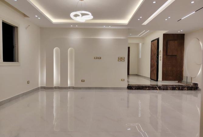 8128717 - Property Main Image