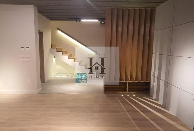 8129012 - Property Image 3