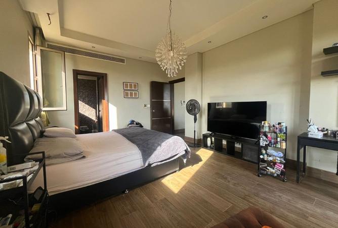 8129994 - Property Image 2