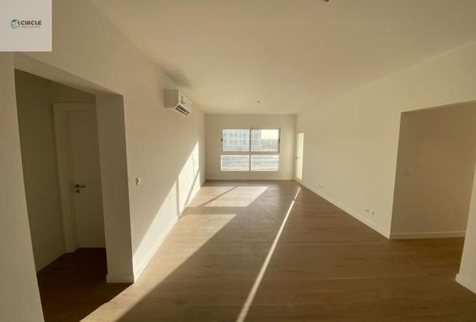 8136042 - Property Image 3