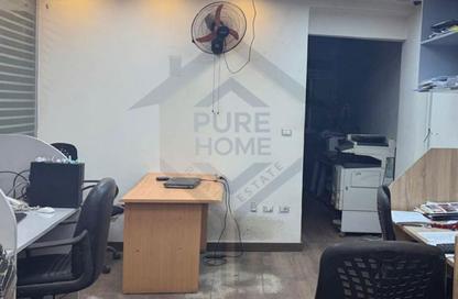 Office Space - Studio - 1 Bathroom for sale in Shaarawy St. - Laurent - Hay Sharq - Alexandria