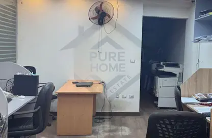 مساحات مكتبية - 3 غرف نوم - 1 حمام للبيع في شارع شعراوي - لوران - حي شرق - الاسكندرية