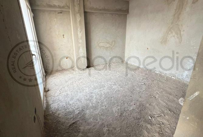 8310227 - Property Image 3