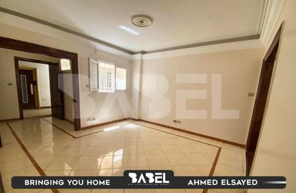 Apartment - 2 Bedrooms - 2 Bathrooms for sale in Tharwat - Hay Sharq - Alexandria