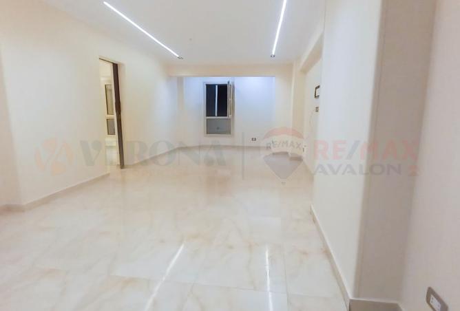 8138929 - Property Main Image