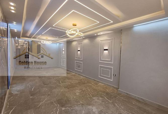 8143155 - Property Image 2