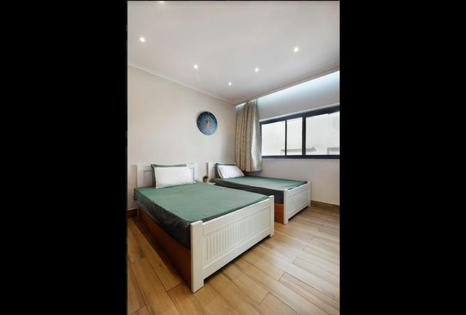 8143588 - Property Image 3