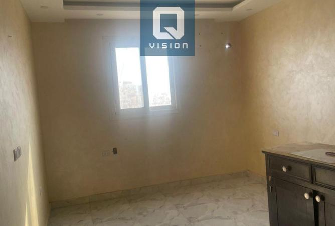 8174872 - Property Image 2