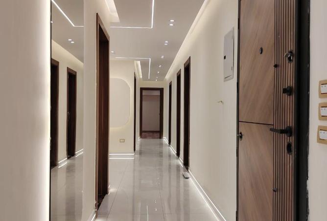 8147757 - Property Image 2