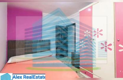 Apartment - 3 Bedrooms - 2 Bathrooms for rent in Al Kornish Square - Sporting - Hay Sharq - Alexandria