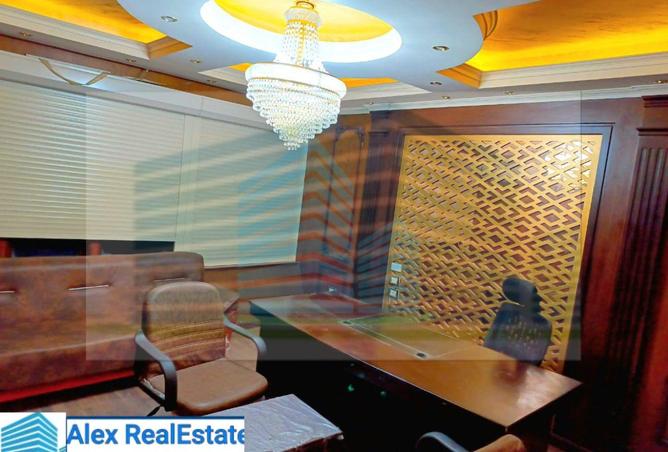 8147794 - Property Image 2